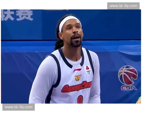 巅峰对决，谁主沉浮？CBA广东对决青岛，一场火星撞地球的篮球盛宴